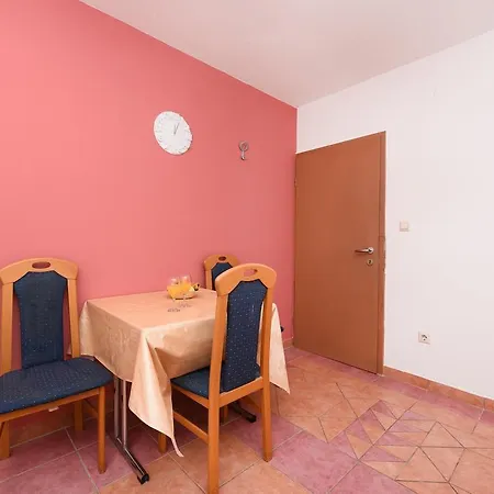 Apartment Berekin *